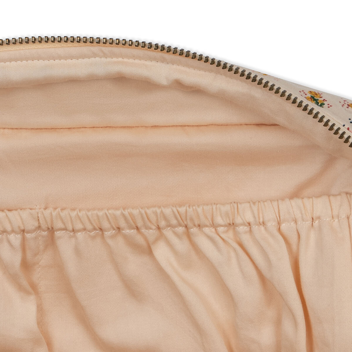 Big Quilted Toiletry Bag - Große gesteppte Wickeltasche / Kulturbeutel von Konges Slojd kaufen - Baby, Alltagshelfer, Mama, Babykleidung & mehr