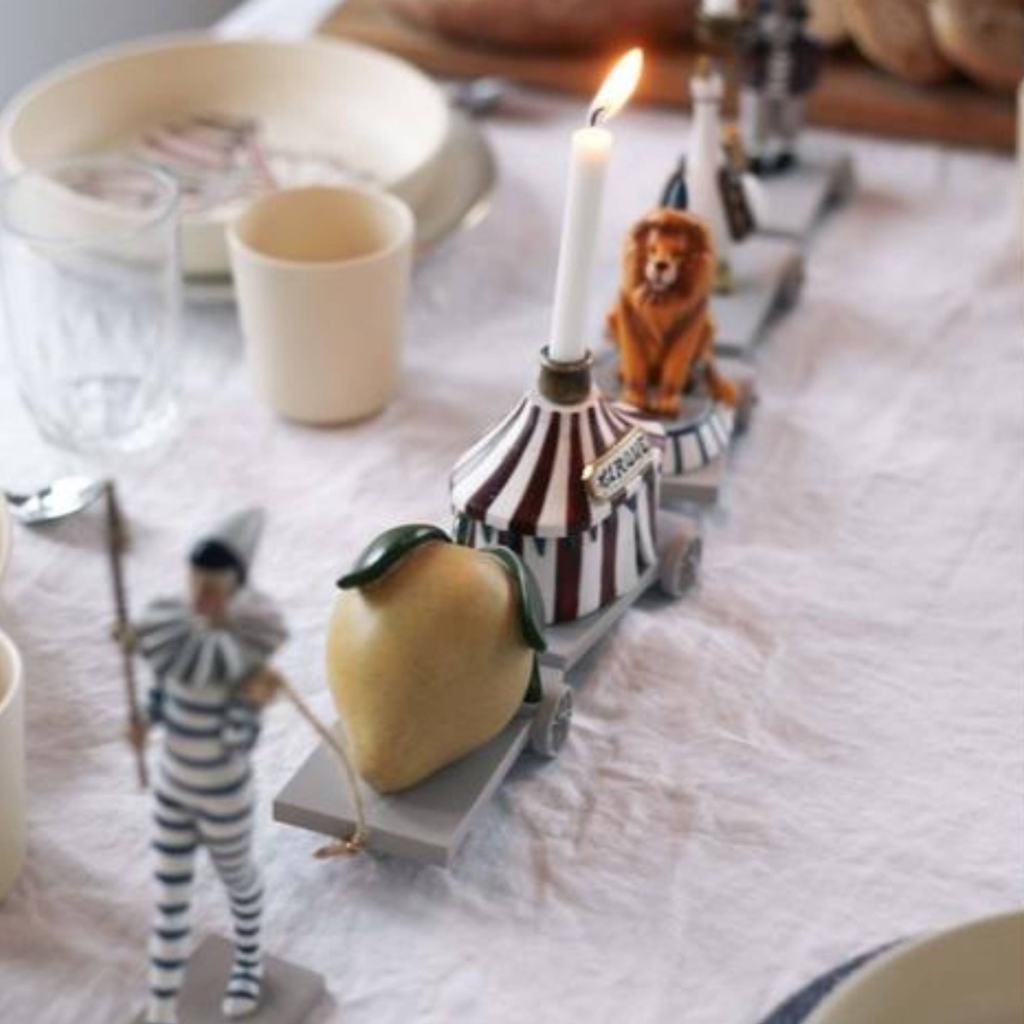 Birthday Train - Handgefertigter Geburtstagszug von Konges Slojd kaufen - Kinderzimmer, Babykleidung & mehr