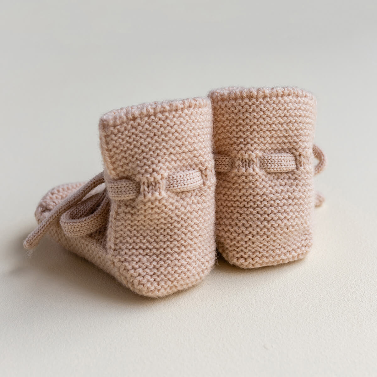 Booties Babyschuhe Gesterickt aus Merinowolle von HVID kaufen - Kleidung, Babykleidung & mehr