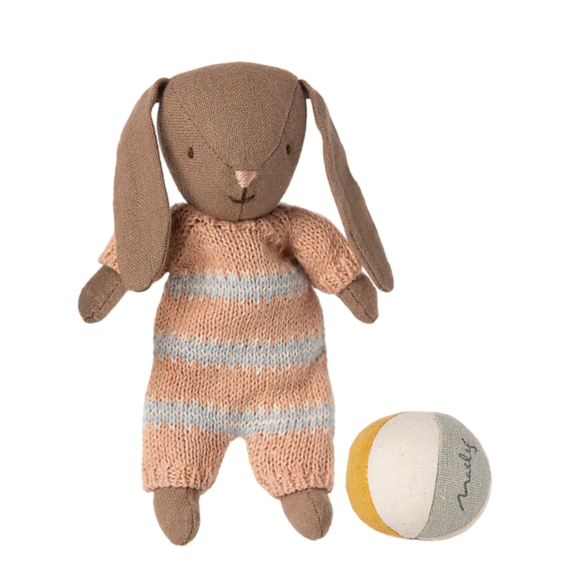 Baby Hase / Kaninchen Mikro Set - Stoffpuppe mit Ball aus Baumwolle
