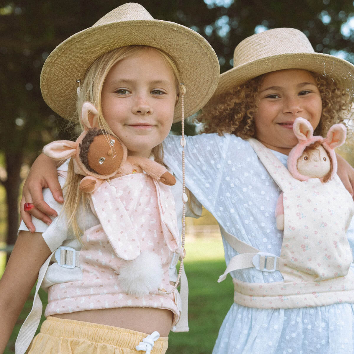 Dinkum Dolls Cottontail Carrier - Puppentrage von Olli Ella kaufen - Spielzeug, Geschenke, Babykleidung & mehr