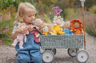 Olli Ella Dinky Dinkums Blossom Buds Stoffpuppen - weiche Kuschelpuppen in süßem Blumen-Design