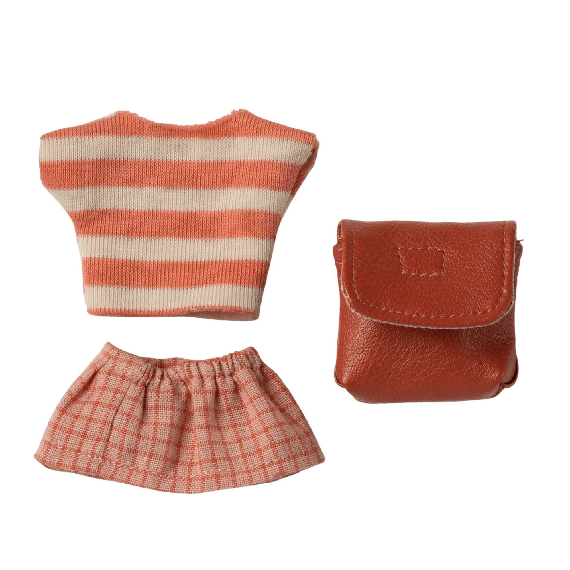 Outfit für Große Schwester Maus