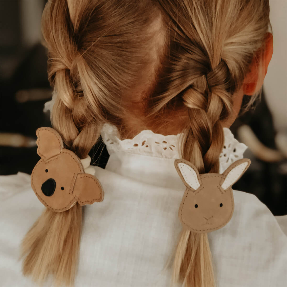 Josy Hairclip - Haarspange aus 100% Leder von Donsje kaufen - Kleidung, Geschenke, Babykleidung & mehr