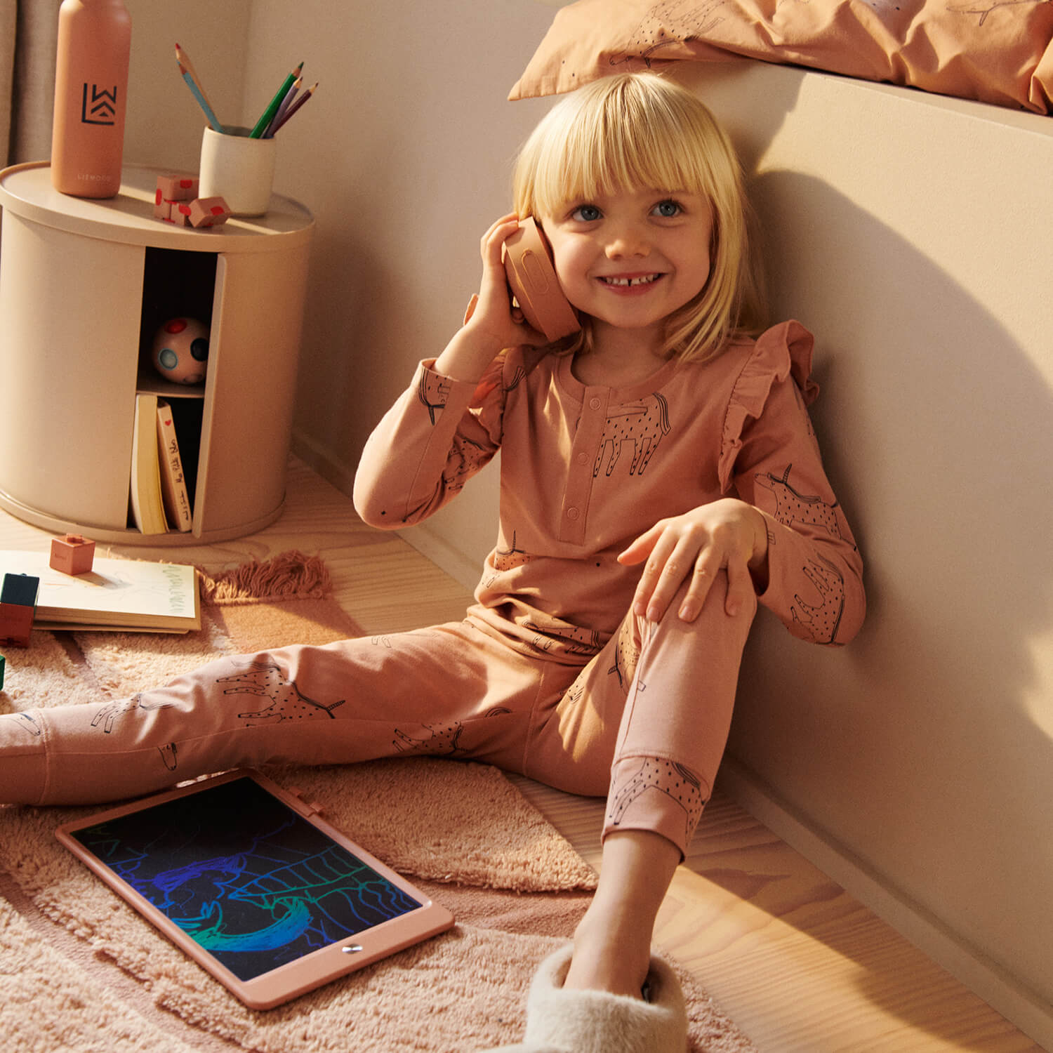 Magisches Zeichenpad mit LCD Bildschirm Modell: Zora von Liewood kaufen - Alltagshelfer, Spielzeug, Geschenke,, Babykleidung & mehr