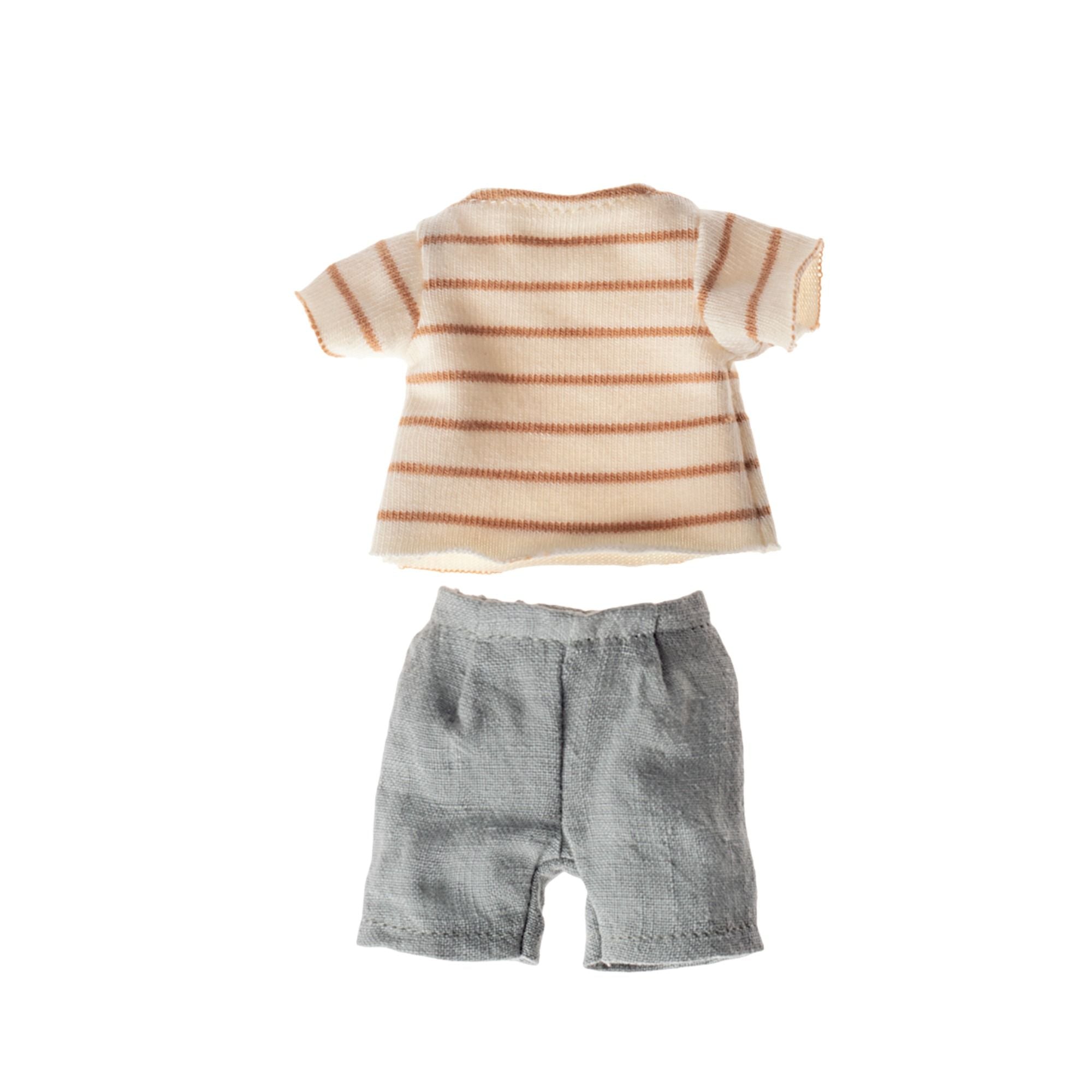 Outfit für Hase Größe 1