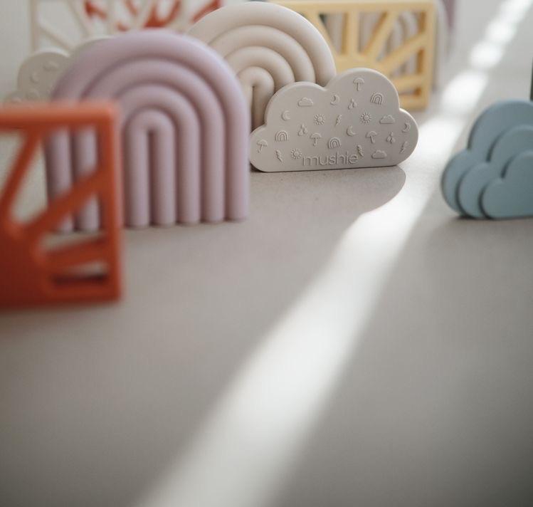 Mushie Beißring “Teether Cloud Gray” von mushie kaufen - Spielzeug, Babykleidung & mehr