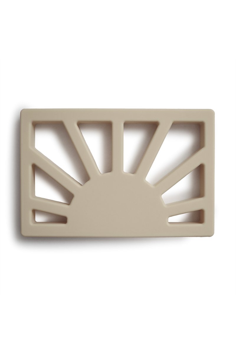 Mushie Beißring “Teether Sun Shifting Sand” von mushie kaufen - Spielzeug, Babykleidung & mehr
