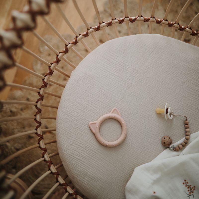 Mushie Musselin-Spannbettlaken “Fog” von mushie kaufen - Bettlaken, Babykleidung & mehr