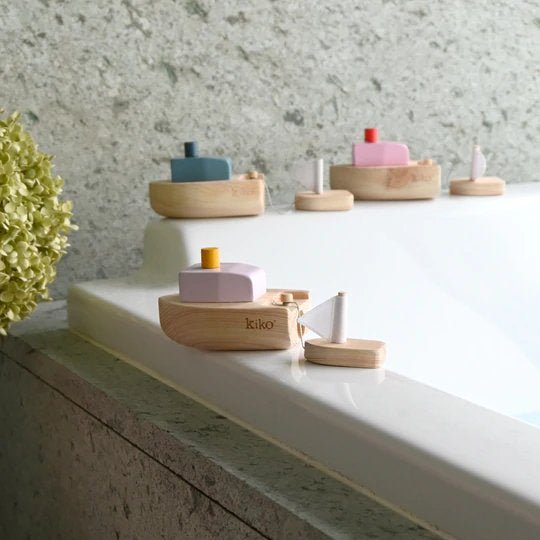 Ofune Aufziehboot aus Holz von Kiko+ & gg* kaufen - Spielzeug, Geschenke, Babykleidung & mehr