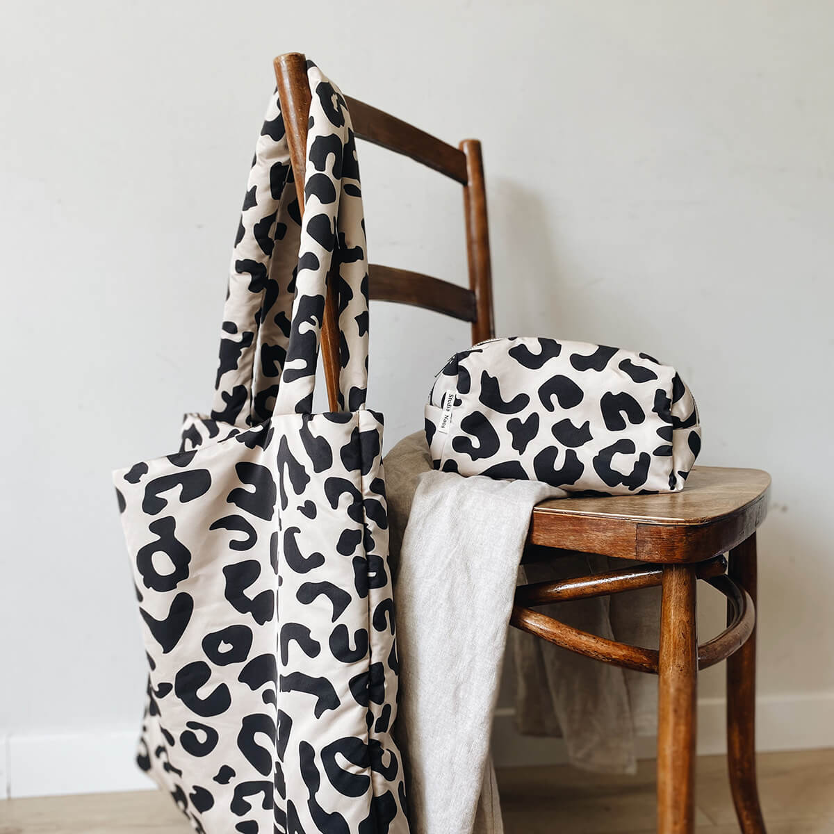 Puffy Pouch - Wattiert von Studio Noos kaufen - Mama, Alltagshelfer, Geschenke, Babykleidung & mehr