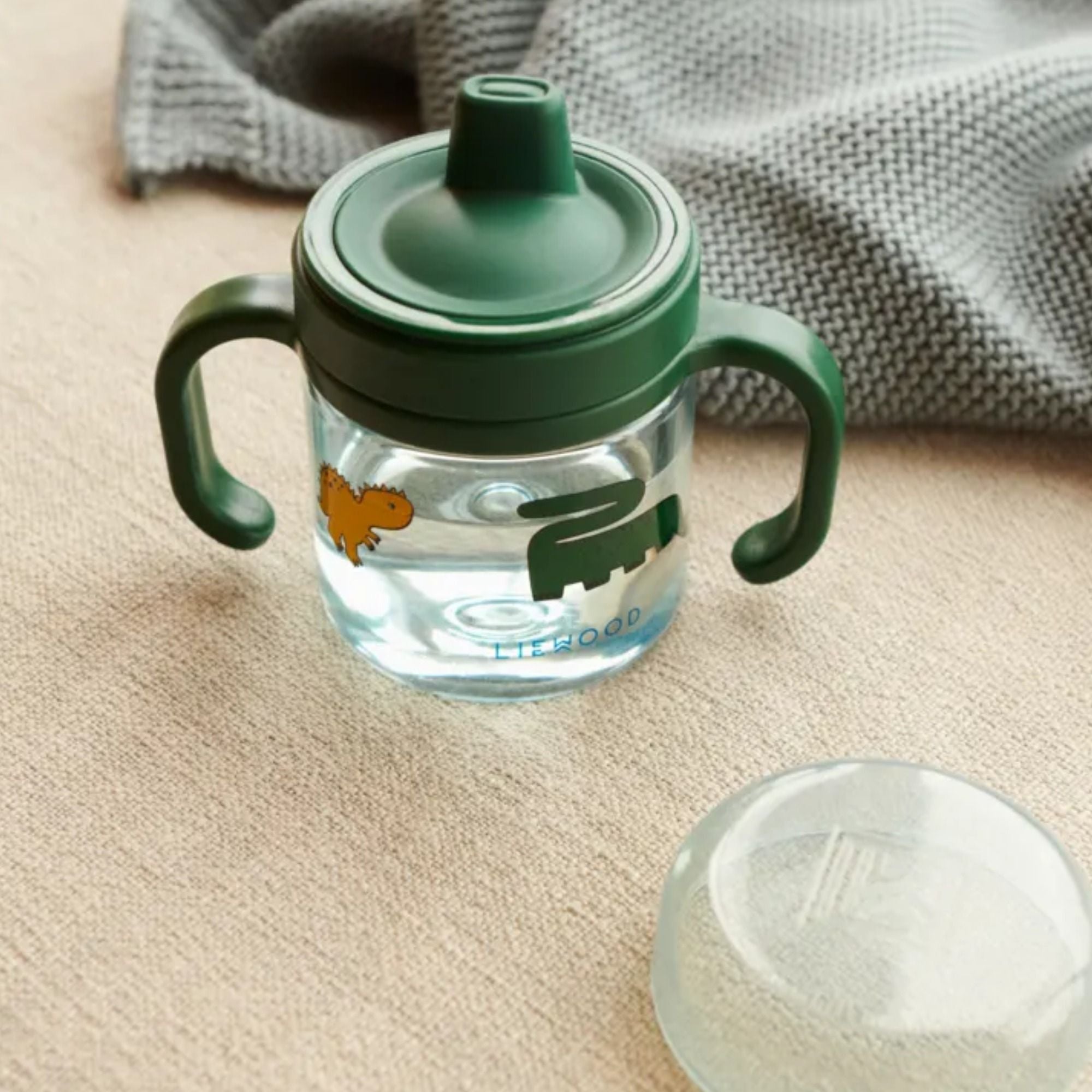 Tritan Sippy Cup - Becher Modell: Kylo von Liewood kaufen - Alltagshelfer, Babykleidung & mehr