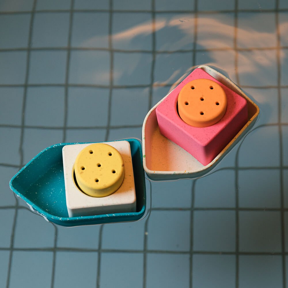 Upcycled Boat von Oli&Carol kaufen - Baby, Alltagshelfer, Geschenke, Babykleidung & mehr