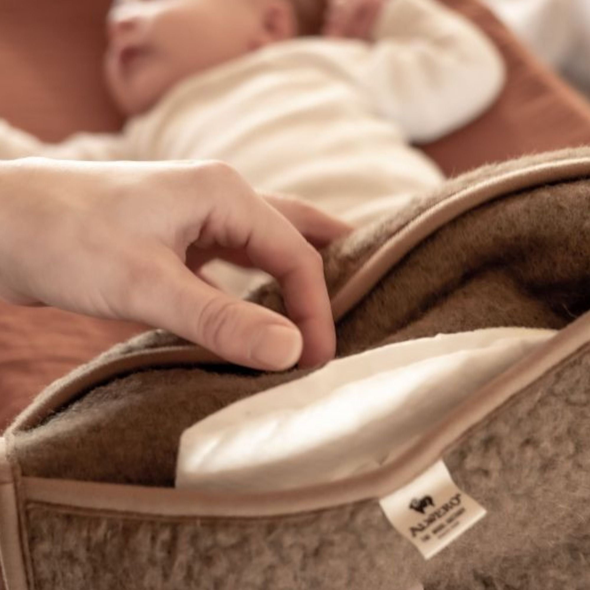 Windeltetui aus 100% Wolle Modell: Dipy von Alweroshop kaufen - Baby, Alltagshelfer, Mama, Geschenke, Babykleidung & mehr