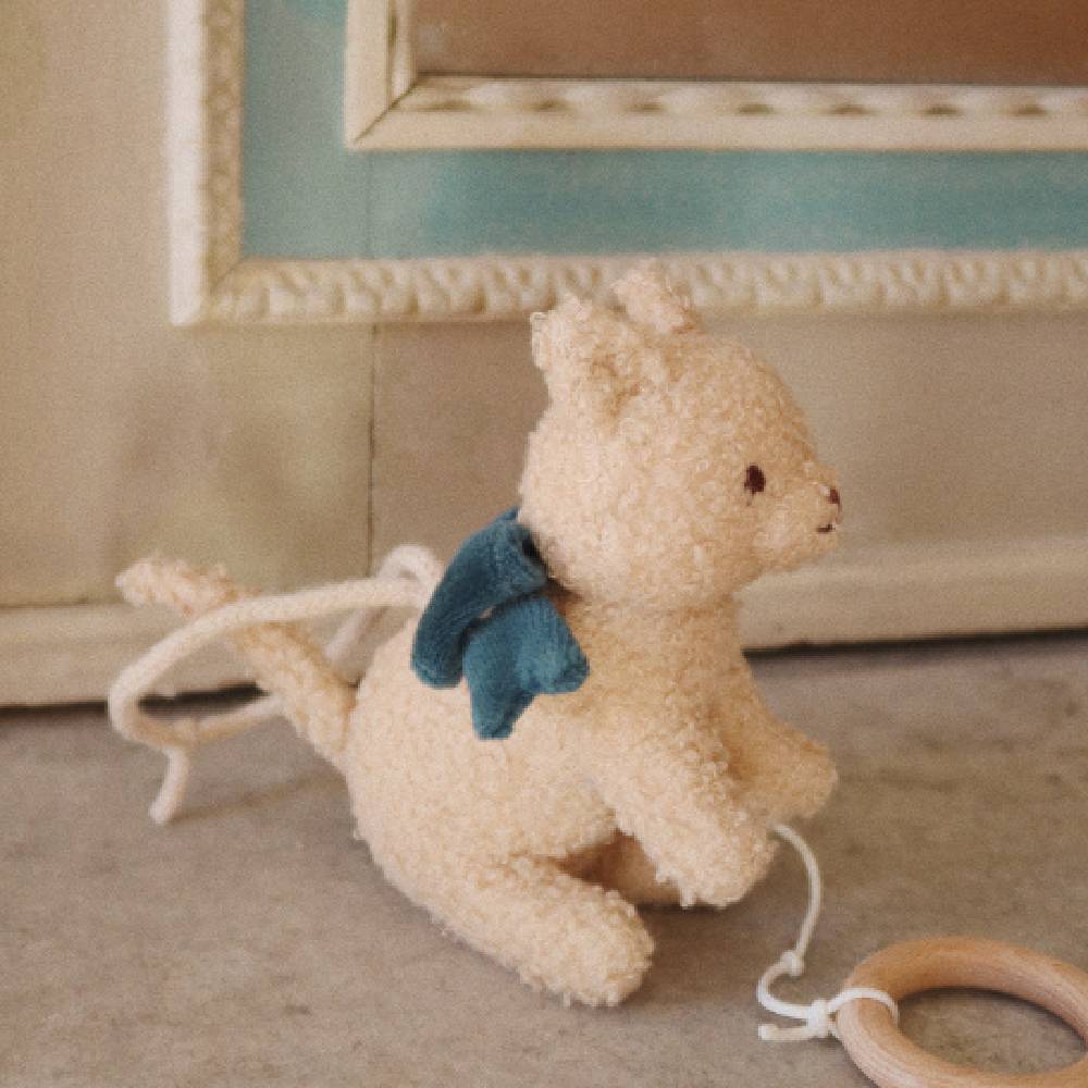 Activity Music - Baby Spieluhr aus recyceltem Polyester & Bio-Baumwolle von Konges Slojd kaufen - Kinderzimmer, Baby, Babykleidung & mehr