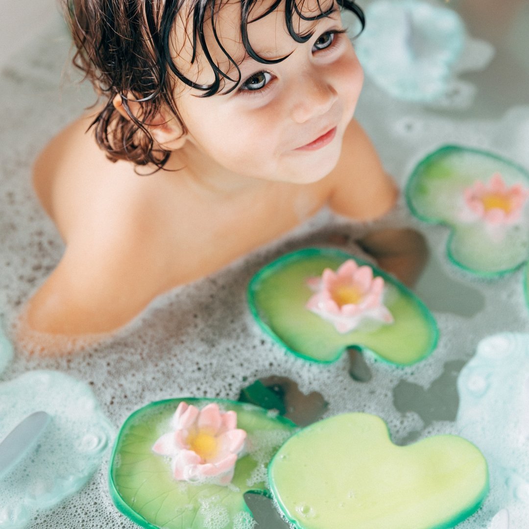 Babyspielzeug “Water Lily” von Oli&Carol kaufen - Spielzeug, Babykleidung & mehr