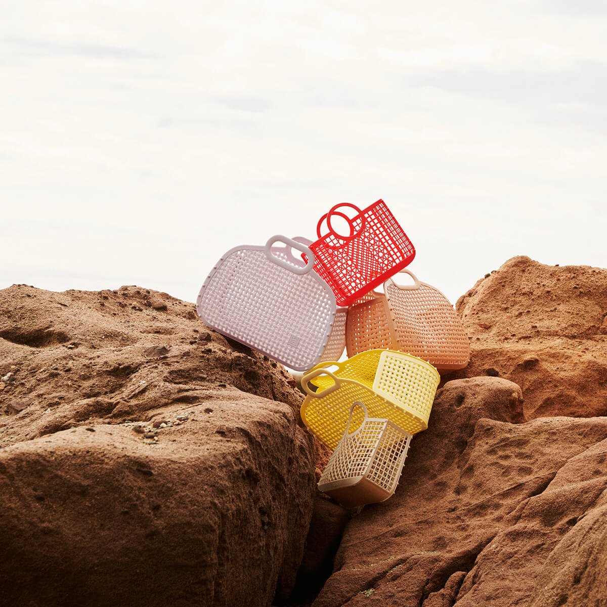 Basket - Kleine Korbtasche aus recyceltem LPDE Modell: Samantha von Liewood kaufen - Kleidung, Alltagshelfer, Babykleidung & mehr