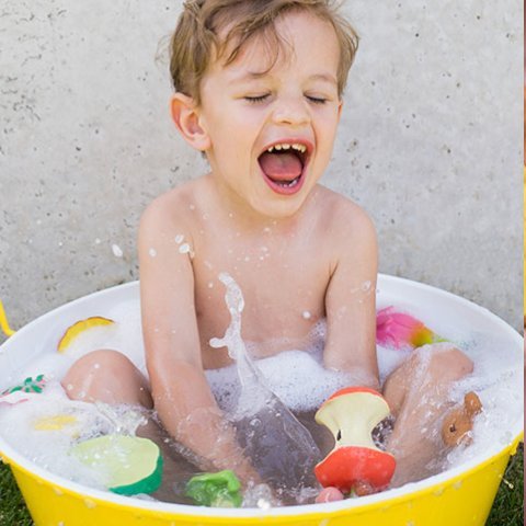 Beißringe New Fruits & Veggies von Oli&Carol kaufen - Baby, Alltagshelfer, Geschenke, Babykleidung & mehr