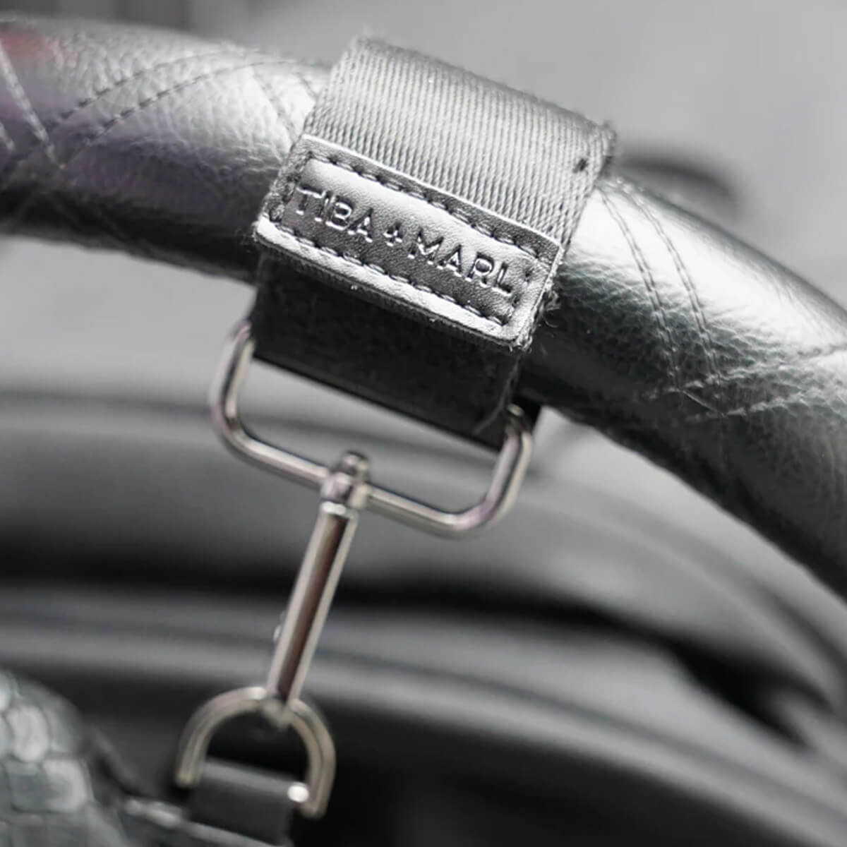 Buggy Clips aus recyceltem Nylon von TIBA + MARL kaufen - Baby, Alltagshelfer, Mama, Babykleidung & mehr