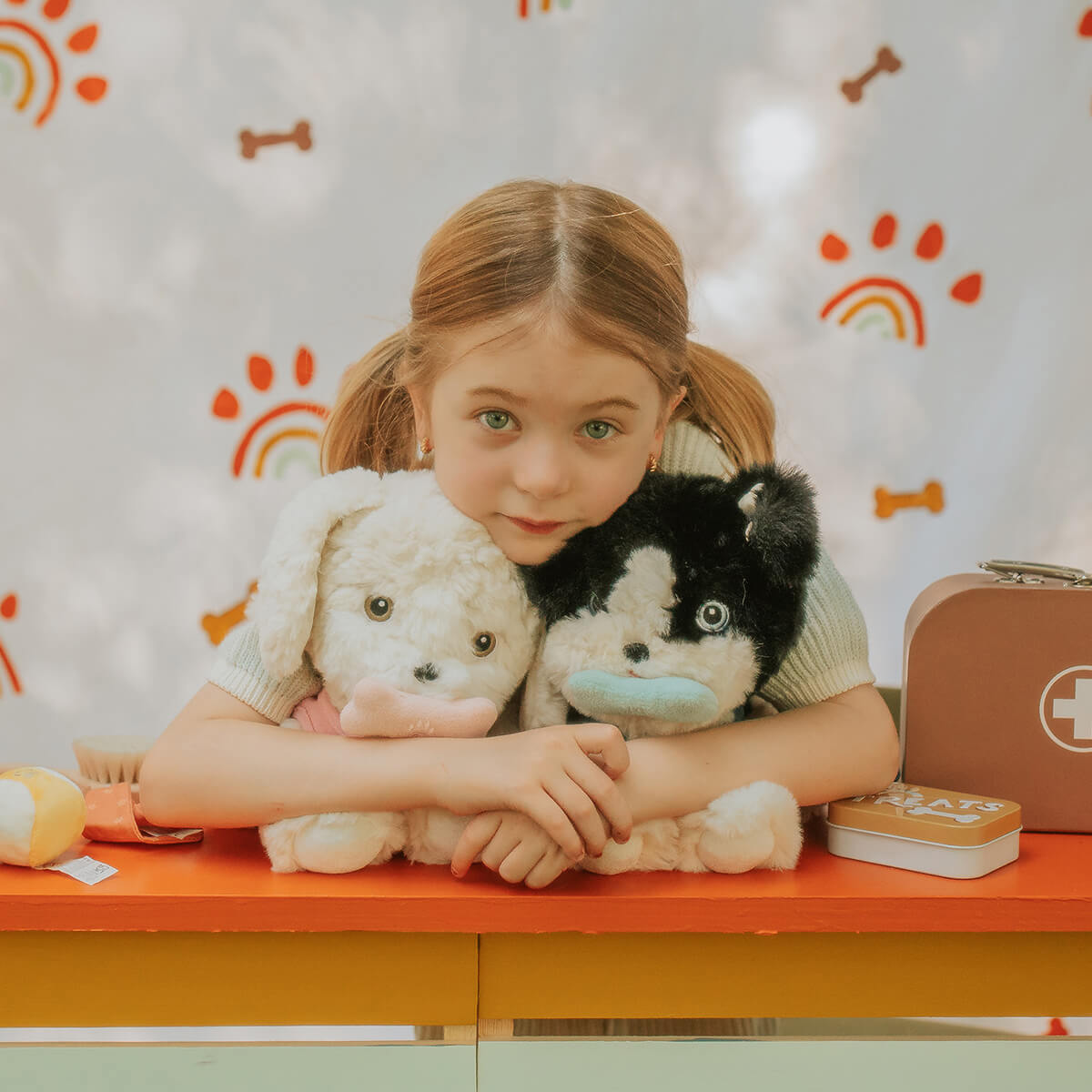 Dinkum Dogs - Kuschetier Hund aus Recyceltem Plüsch von Olli Ella kaufen - Spielzeug, Geschenke, Babykleidung & mehr