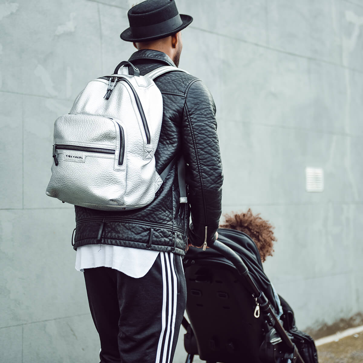 Elwood Changing Backpack Veganes Leder aus recyceltem Polyurethan von TIBA + MARL kaufen - Baby, Alltagshelfer, Mama, Babykleidung & mehr