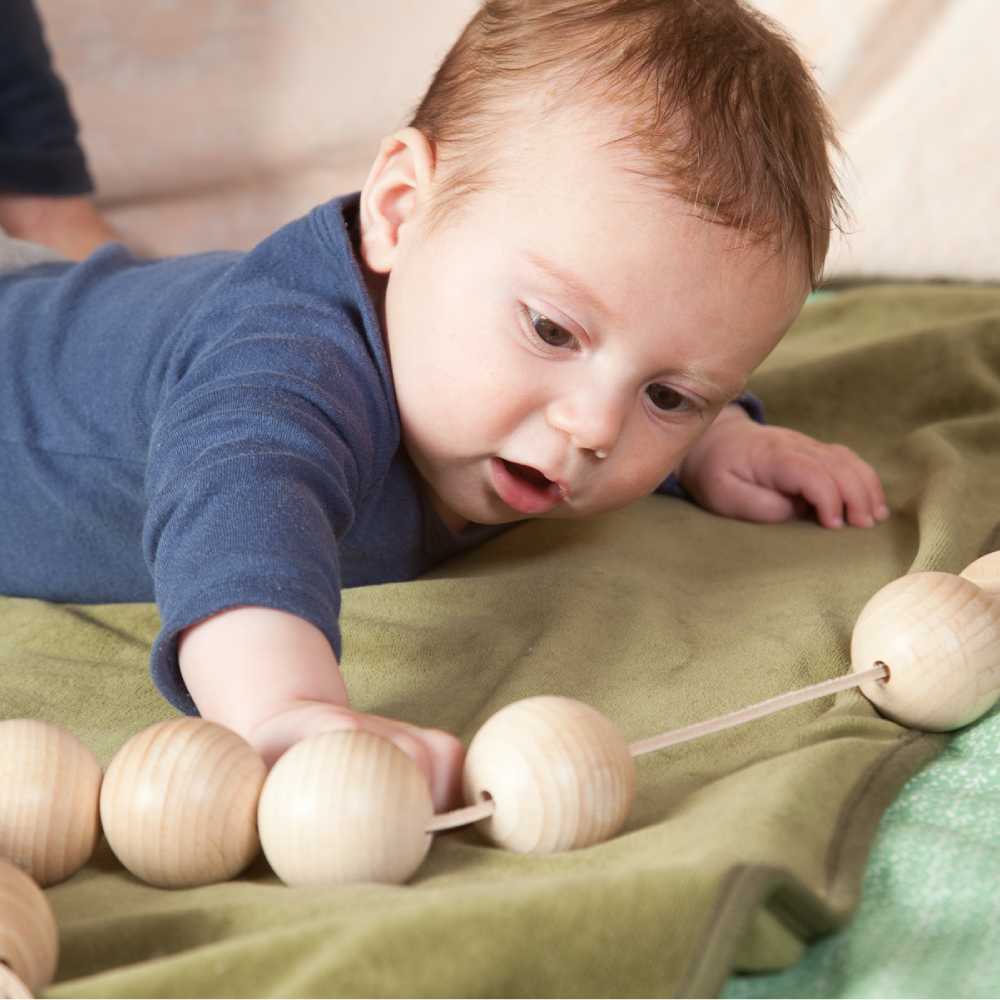 Garlanda Girlande aus großen Holzperlen PEFC von Grapat kaufen - Spielzeug, Geschenke, Babykleidung & mehr