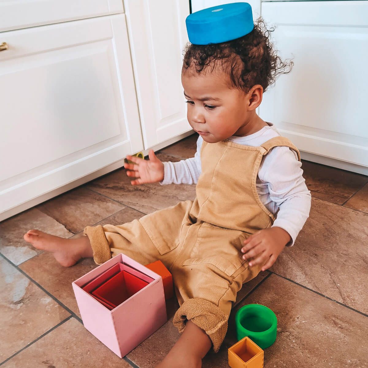 Großer Kistensatz 6 teilig aus Holz von Grimm´s kaufen - Spielzeug, Geschenke, Babykleidung & mehr