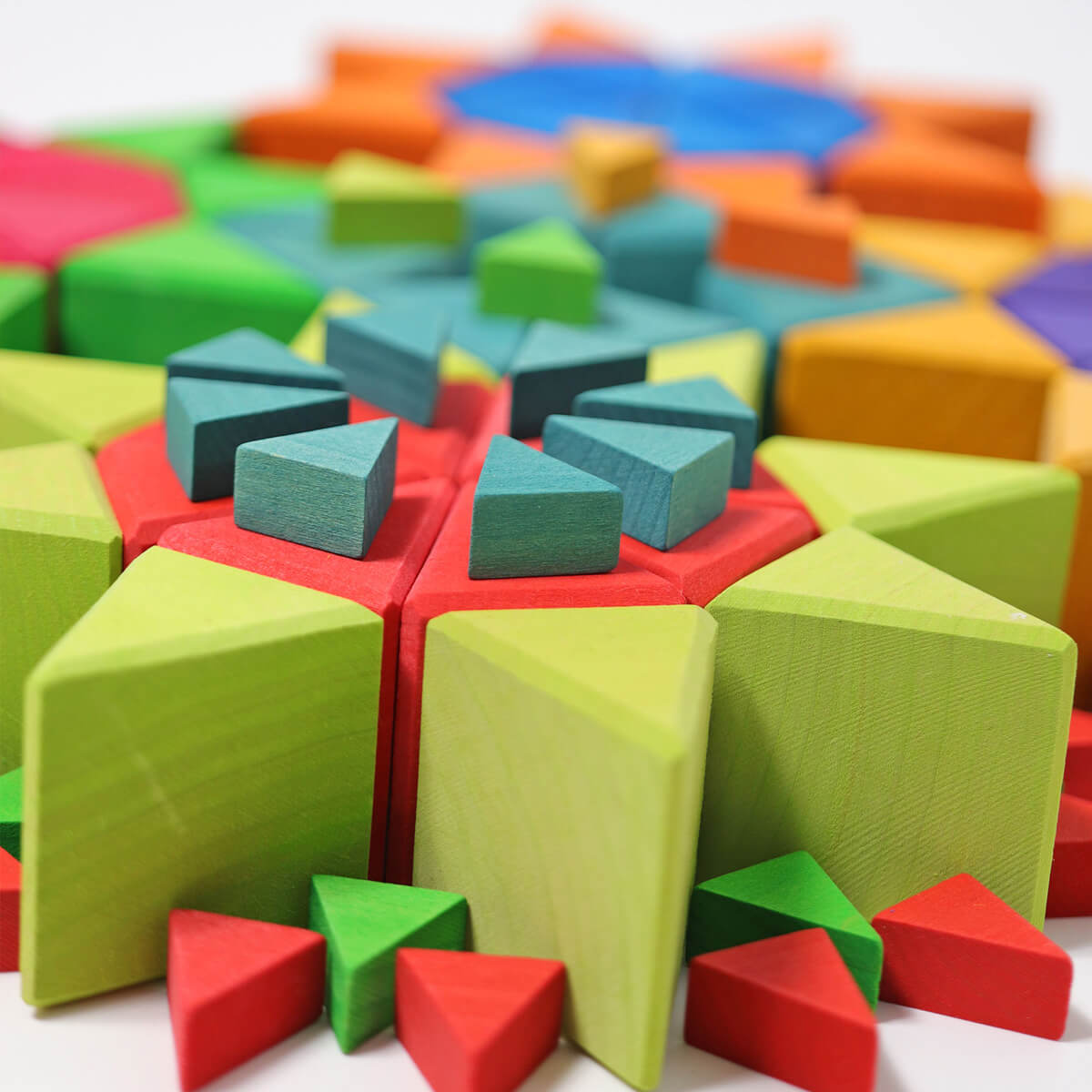 Großes Achteck aus Holz von Grimm´s kaufen - Spielzeug, Geschenke, Babykleidung & mehr