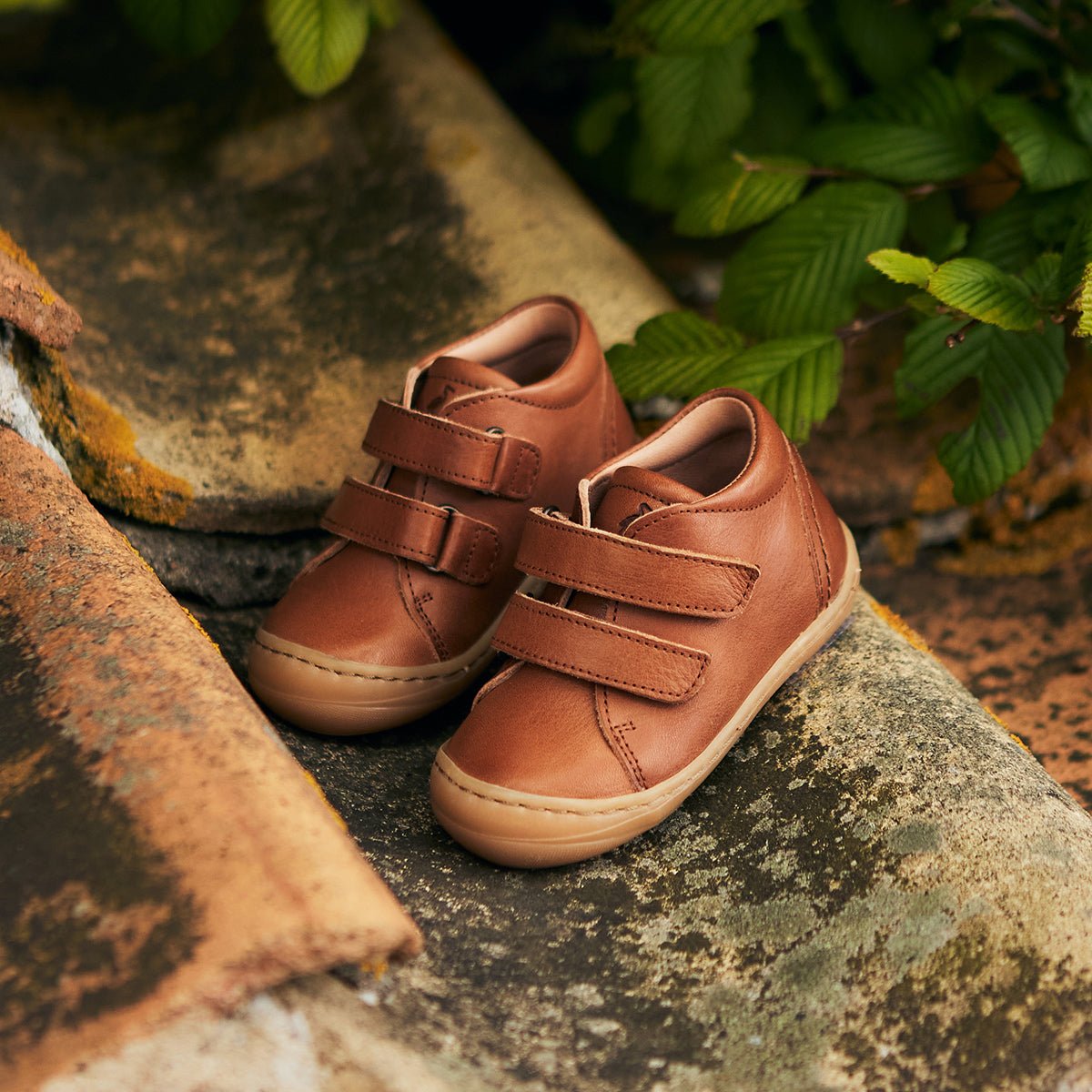 Halbschuh Everyday Shoe Velcro - aus Chrom freiem Premium Leder von petit nord kaufen - Kleidung, Babykleidung & mehr