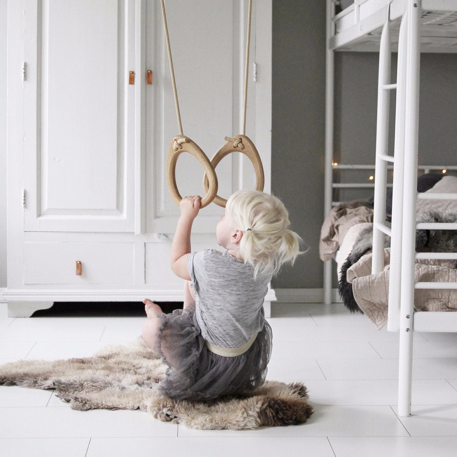 Holz Gym Ringe Eiche natur Raumhöhe:2.0-2.8m von Lillagunga kaufen - Spielzeug, Kinderzimmer, Geschenke, Babykleidung & mehr