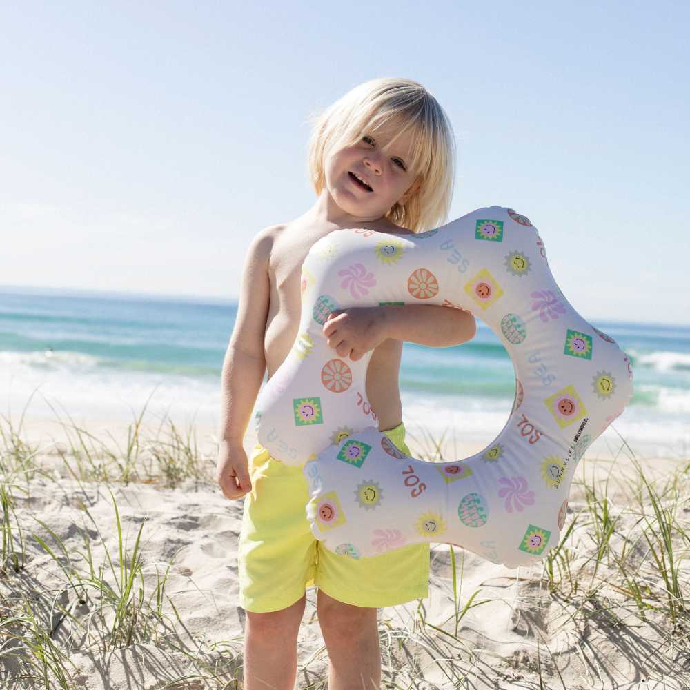 Kiddy Float Ring - Schwimmring SMILEY aus 100% PVC von Sunnylife kaufen - Spielzeug, Babykleidung & mehr