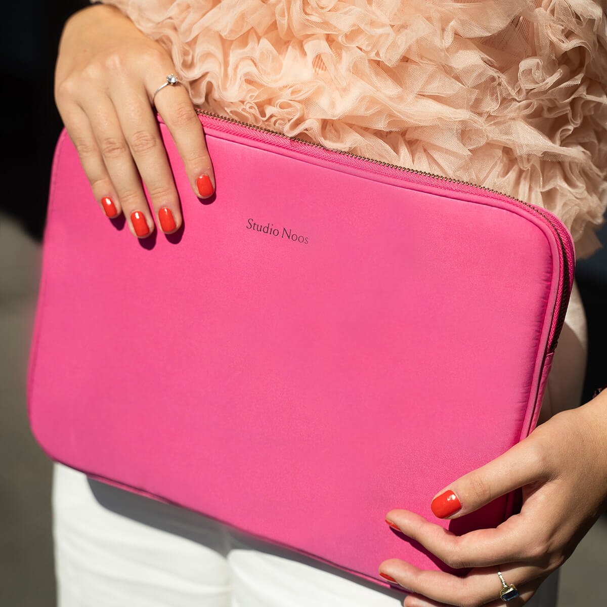 Laptop Sleeve - Laptoptasche für 13 Zoll von Studio Noos kaufen - Mama, Alltagshelfer, Geschenke, Babykleidung & mehr