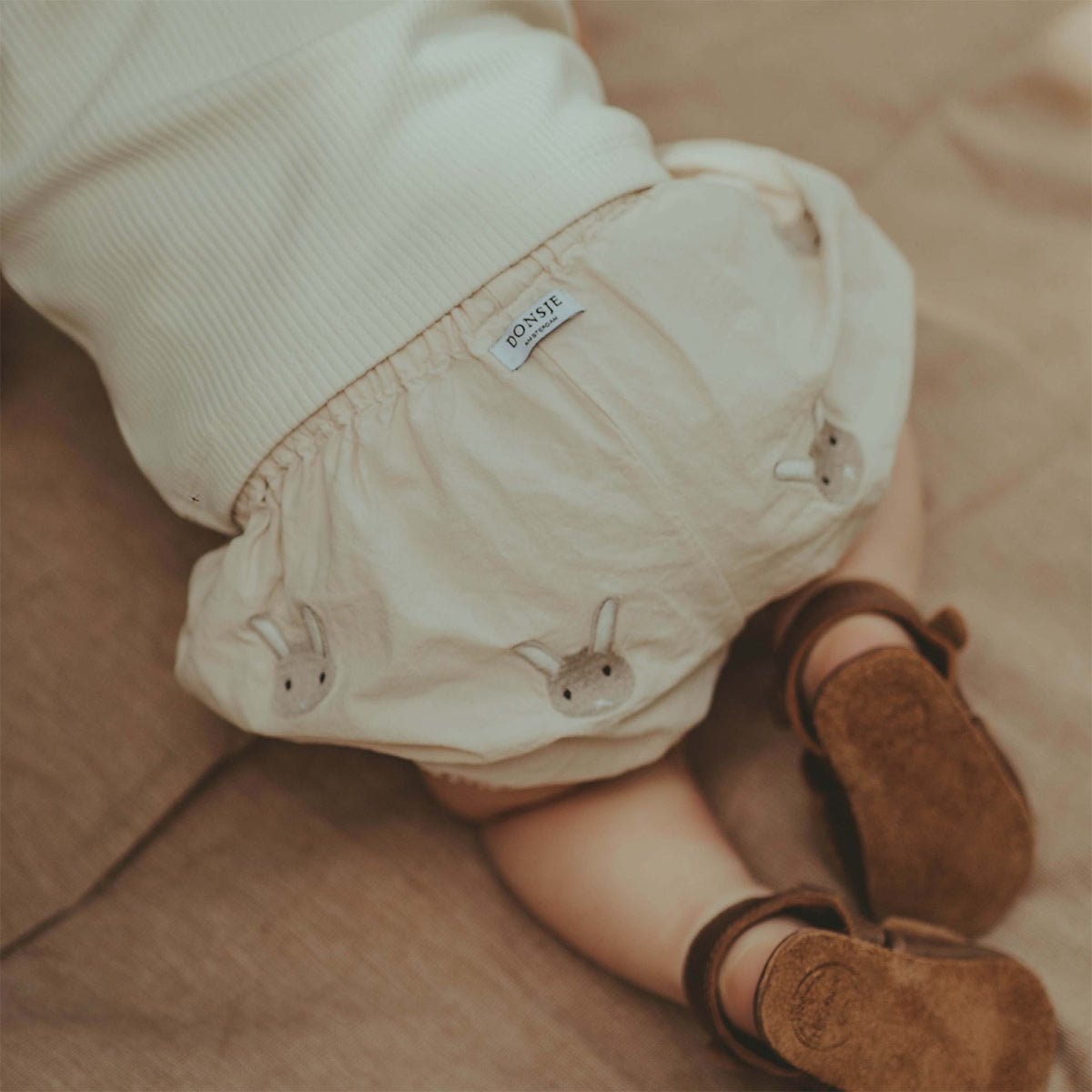 Larson Bloomers - Short aus 100% Bio Baumwolle von Donsje kaufen - Kleidung, Babykleidung & mehr