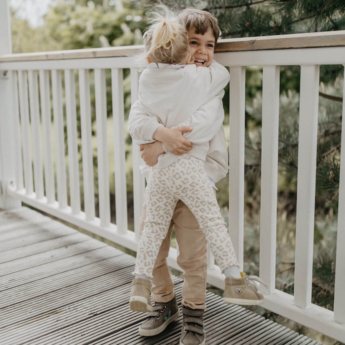 Leggings Leo mit Schleifea aus Bio-Baumwolle von leevje kaufen - Kleidung, Babykleidung & mehr