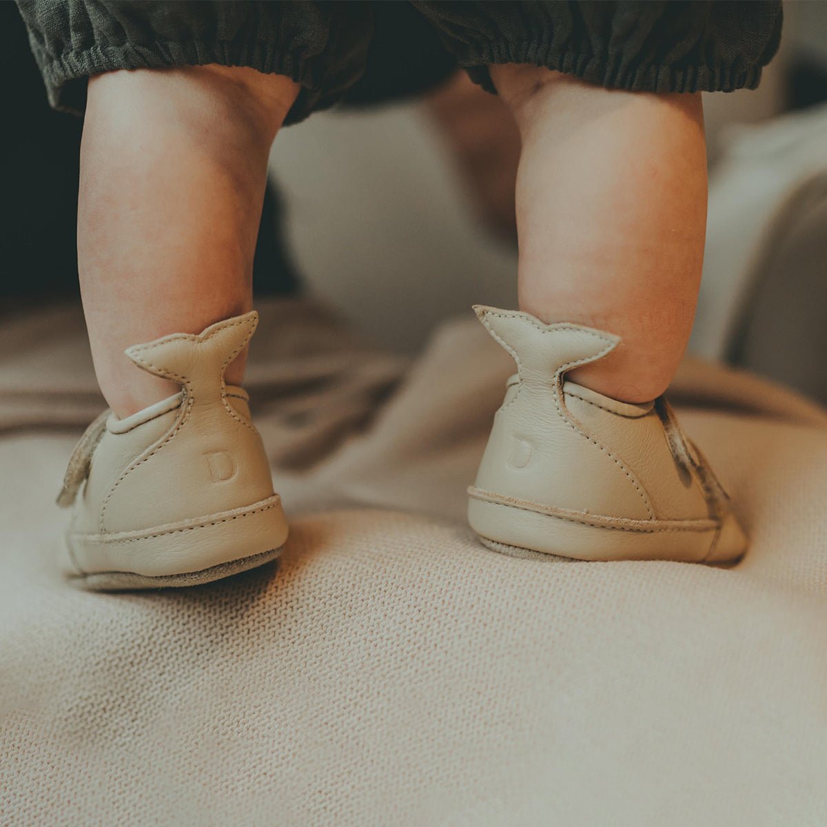 Levin Sneakers aus 100% Premium-Leder von Donsje kaufen - Kleidung, Babykleidung & mehr