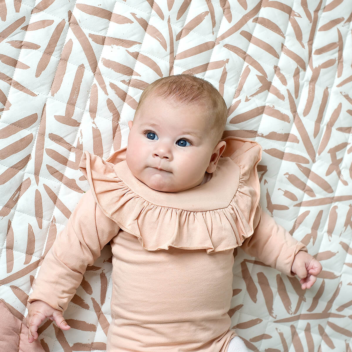 Luxe Mat - Gesteppte Spielmatte Wendbar von LIBERTYKIDS kaufen - Baby, Spielzeug, Kinderzimmer, Babykleidung & mehr