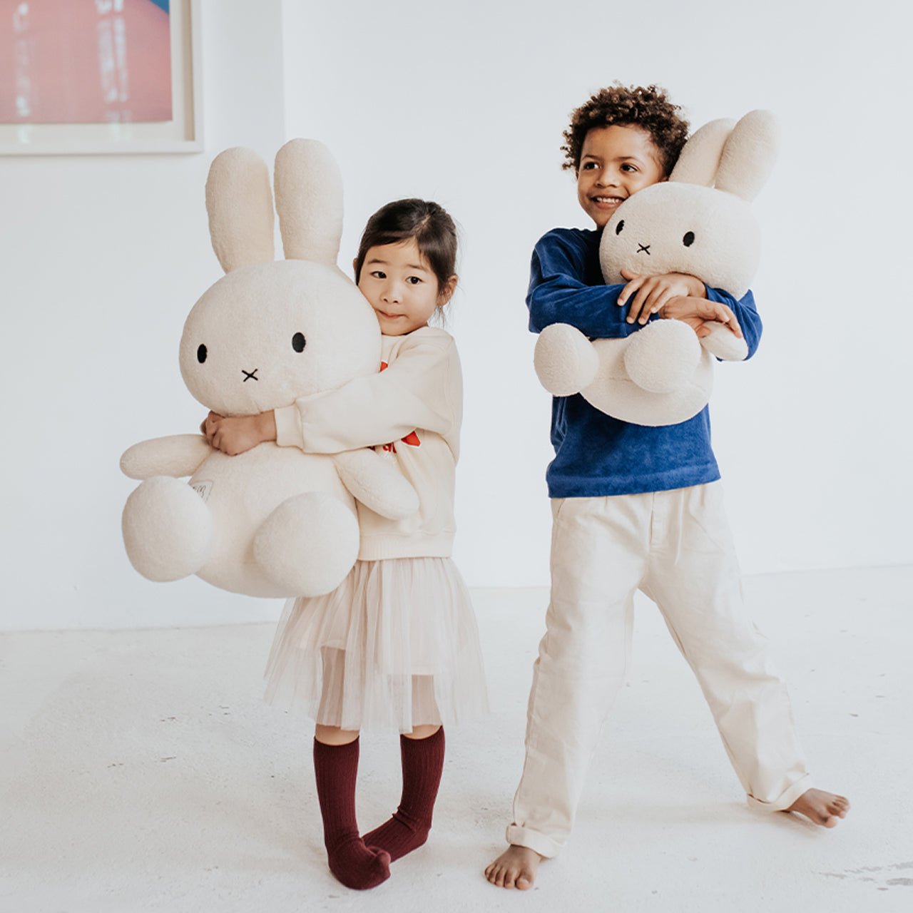 Miffy Sitting Terry Maxi aus recyceltem Polyester von Miffy kaufen - Baby, Spielzeug, Geschenke, Babykleidung & mehr