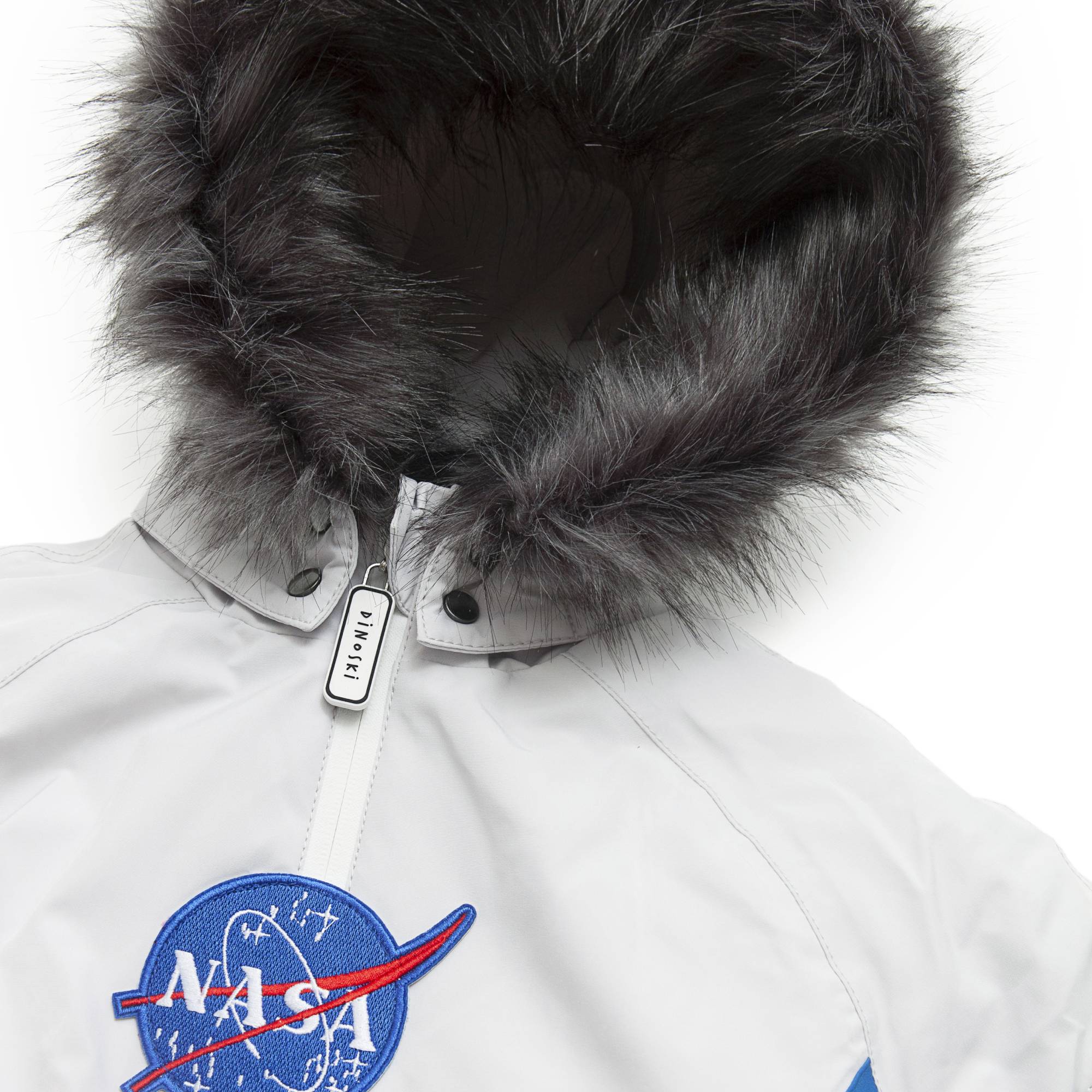 NASA Space Suit - Nachhaltiger Kinder Schneeanzug aus recycelten Flaschen von Dinoski kaufen - Kleidung, Alltagshelfer, Babykleidung & mehr