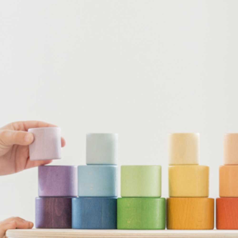 Nest Bowls Stapelspielzeug aus PEFC Holz von Grapat kaufen - Spielzeug, Geschenke, Babykleidung & mehr