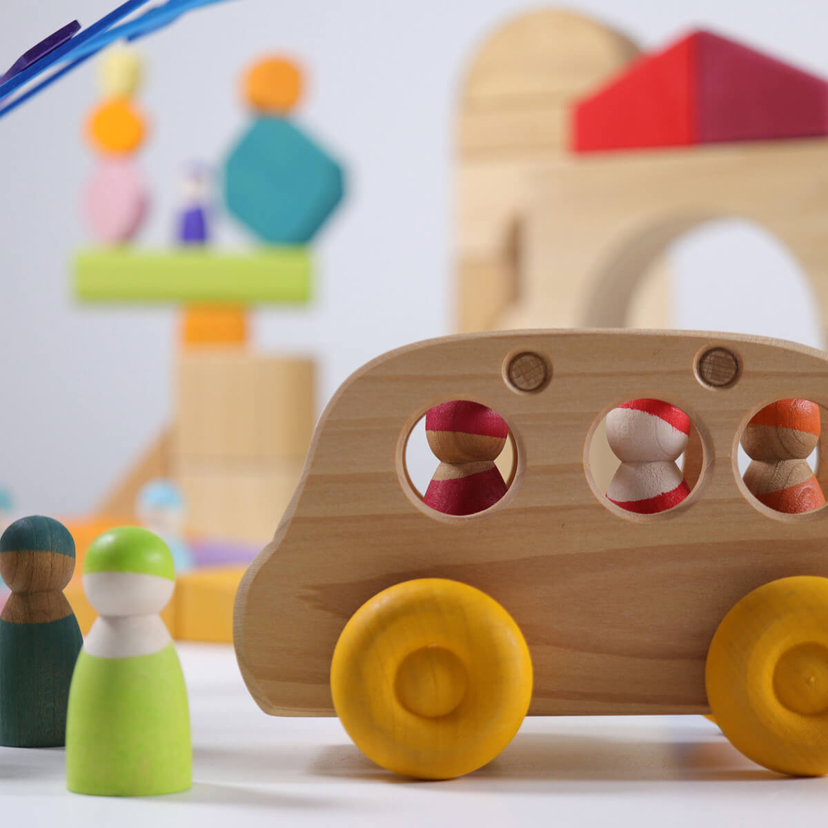 Regenbogenfreunde - Holzfiguren von Grimm´s kaufen - Spielzeug, Geschenke, Babykleidung & mehr