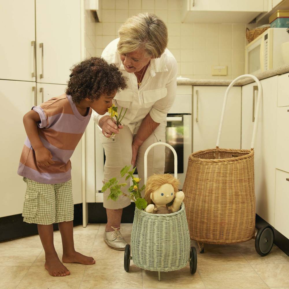 Rollkorb Original Luggy aus Rattan von Olli Ella kaufen - Kleidung, Spielzeug, Alltagshelfer, Geschenke, Babykleidung & mehr