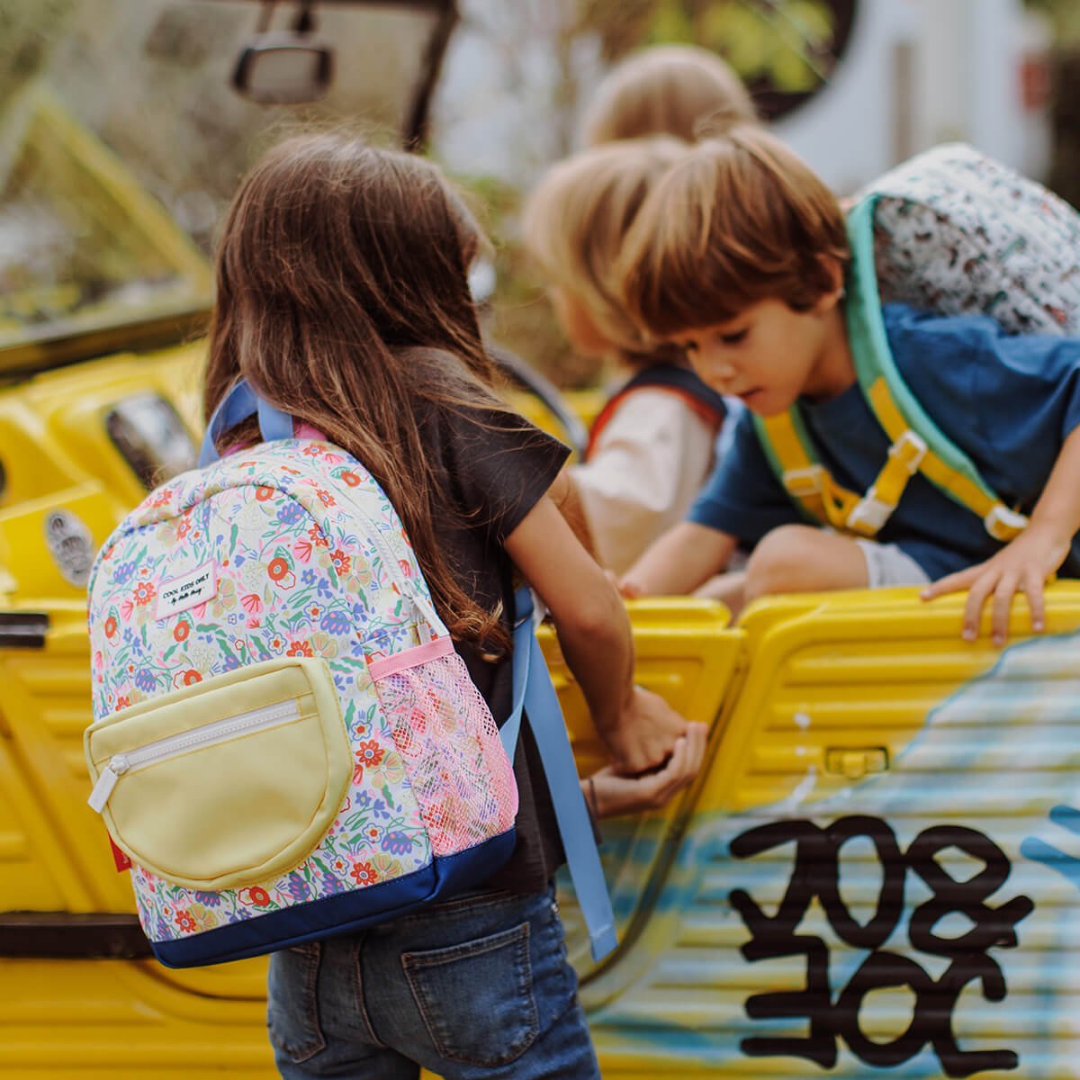 Rucksack Rund - Gemustert aus 100% recyceltem Polyester von Hello Hossy kaufen - Kleidung, Alltagshelfer, Babykleidung & mehr