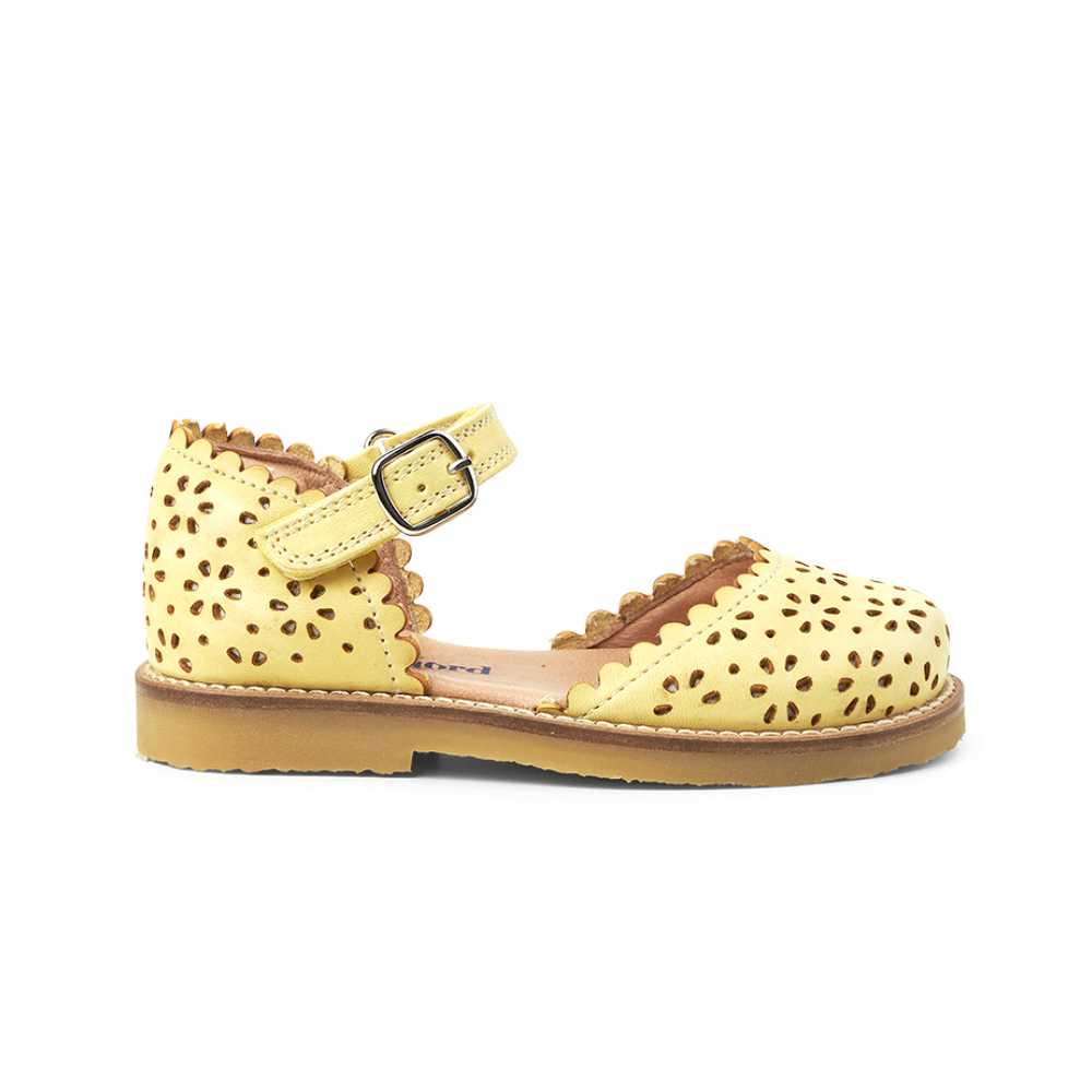 Sandale Ladida Flower - aus Chrom freiem Premium Leder von petit nord kaufen - Kleidung, Babykleidung & mehr