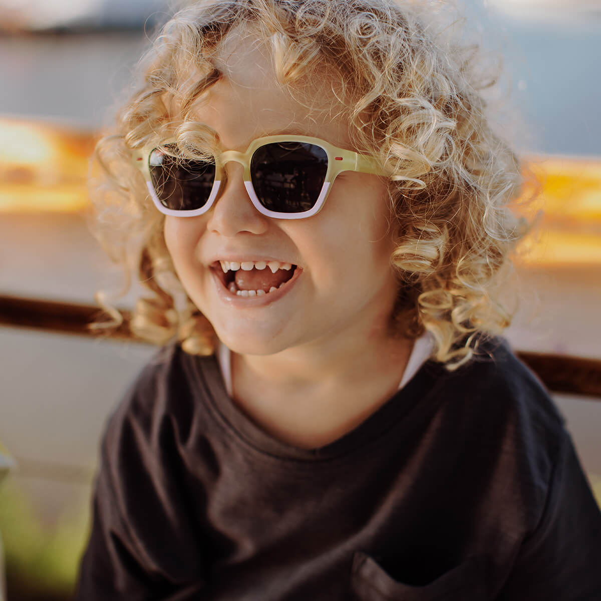 Sonnenbrille aus recyceltem Polycarbonat von Hello Hossy kaufen - Kleidung, Babykleidung & mehr