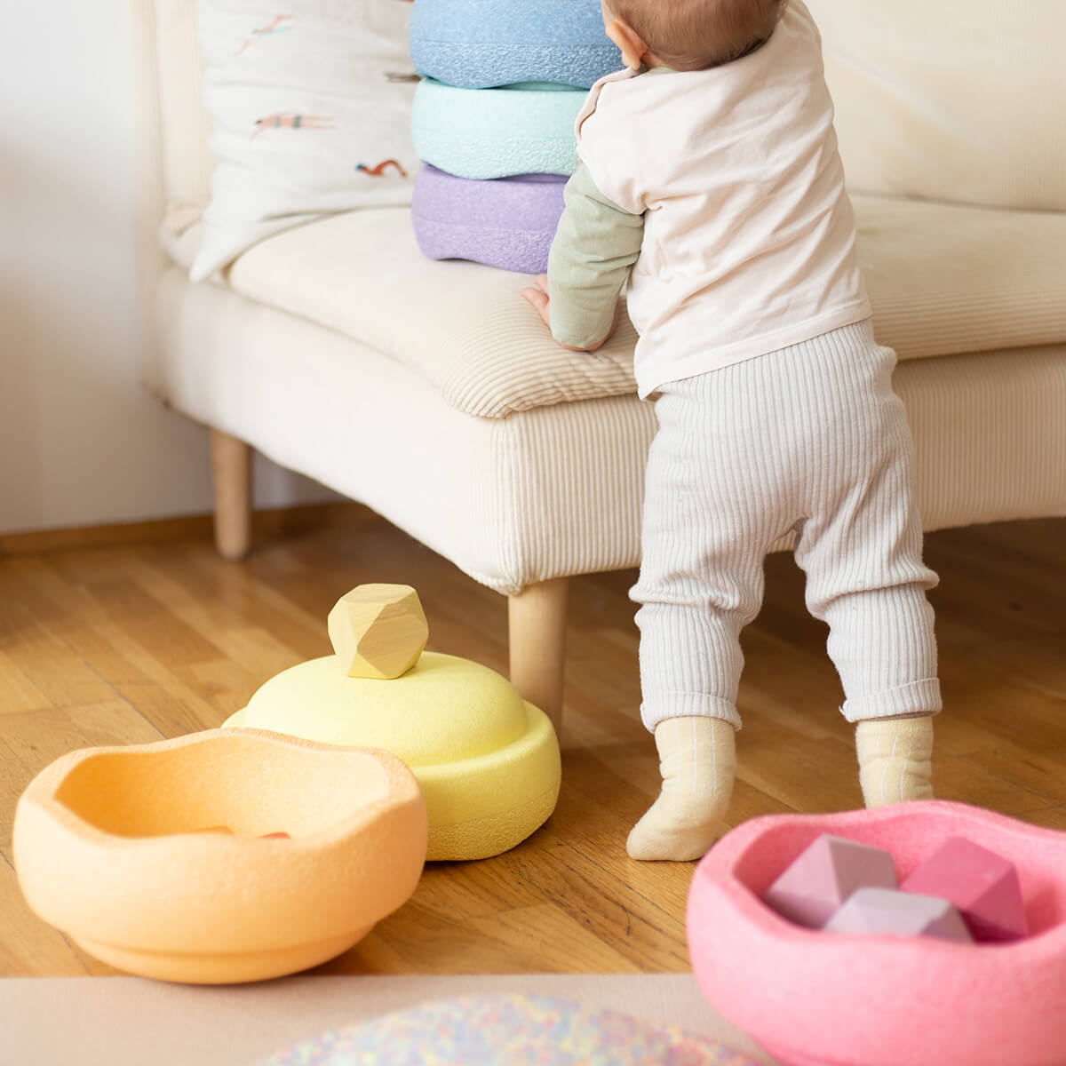 Stapelstein Original Rainbow Set - 6 Stapelsteinen + Balance Board von Stapelstein kaufen - Spielzeug, Geschenke, Babykleidung & mehr