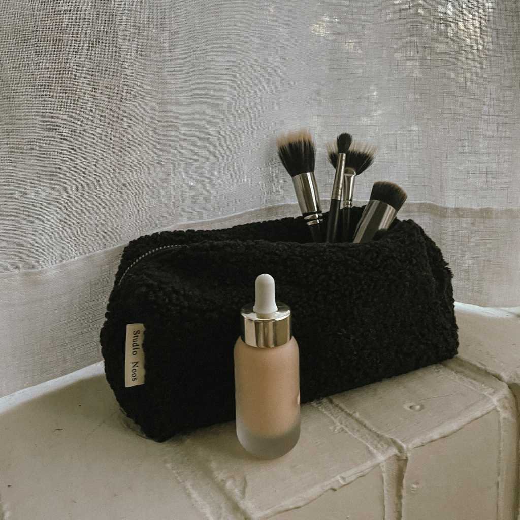 Teddy Pouch von Studio Noos kaufen - Mama, Alltagshelfer, Geschenke, Babykleidung & mehr