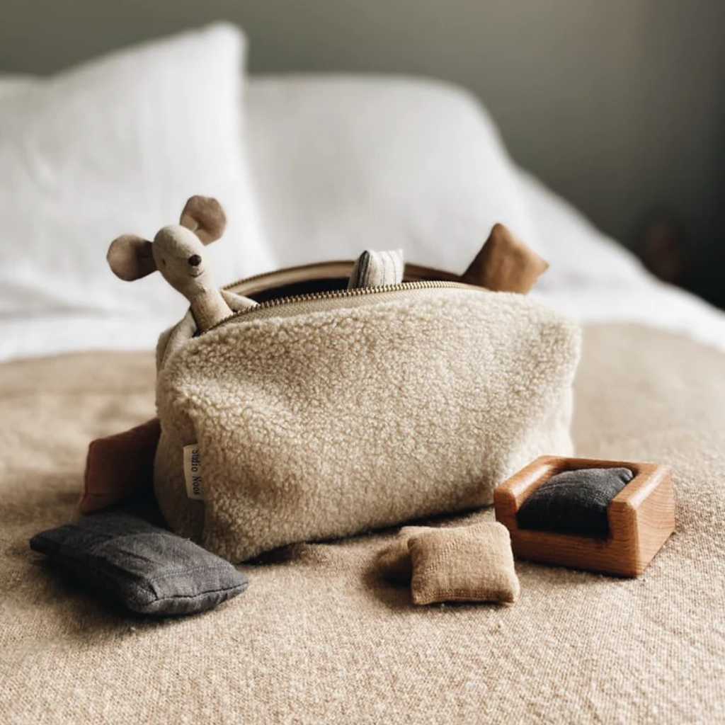 Teddy Pouch von Studio Noos kaufen - Mama, Alltagshelfer, Geschenke, Babykleidung & mehr