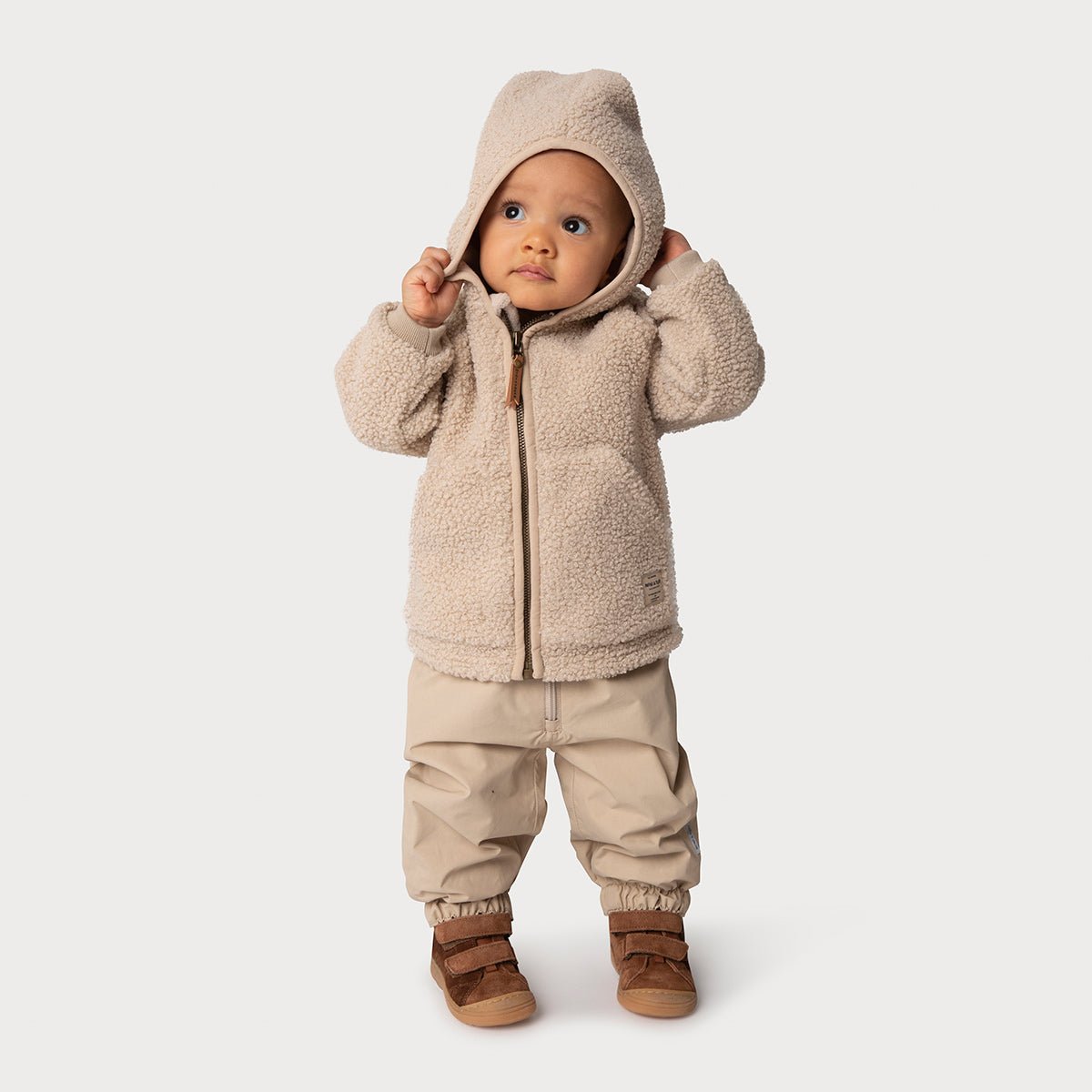 Teddyfleece Jacke mit Kapuze aus 100% recyceltem Polyester - Modell: Liff von Mini A Ture kaufen - Kleidung, Babykleidung & mehr