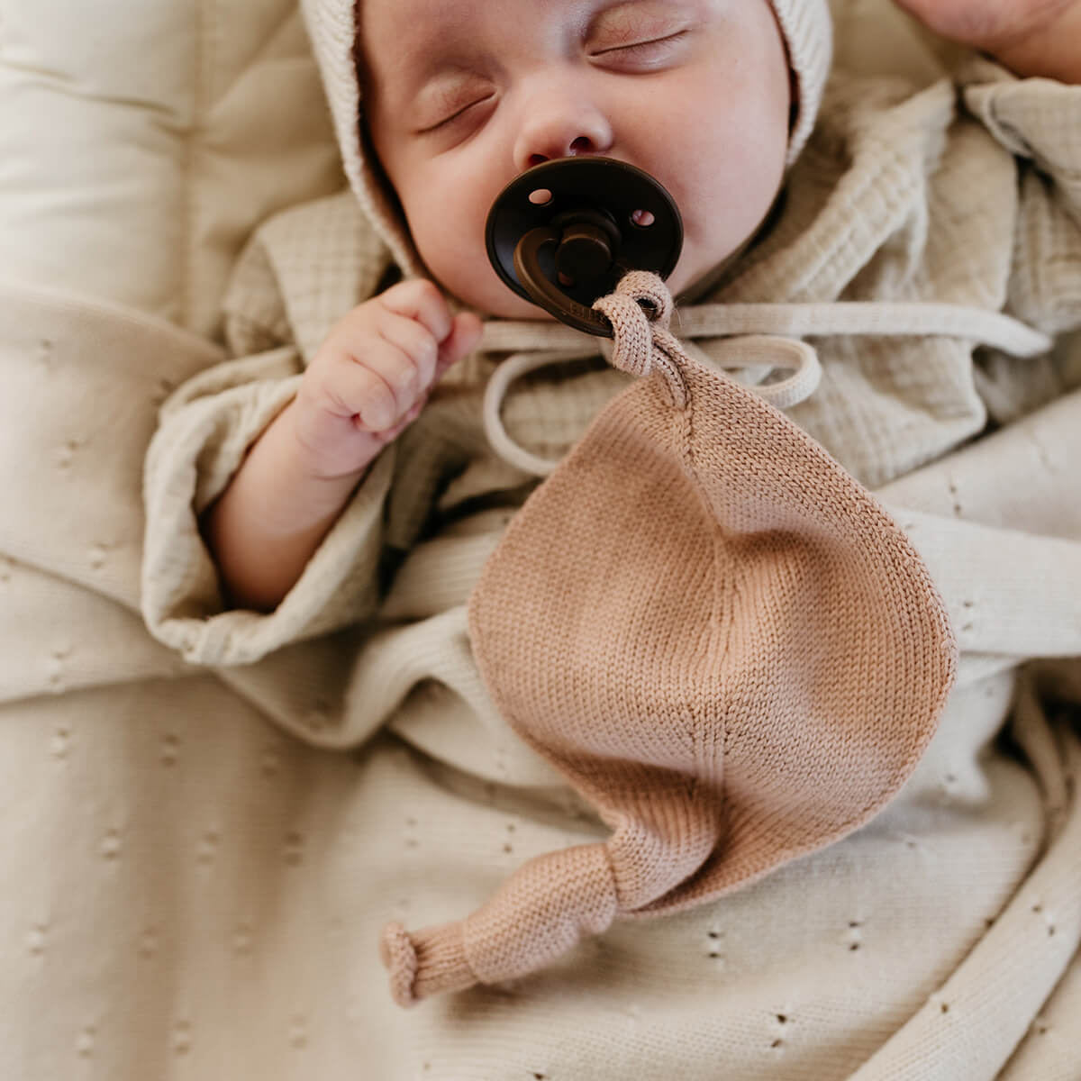 Titi Schnuller Anhänger aus Merinowolle von HVID kaufen - Baby, Spielzeug, Geschenke, Babykleidung & mehr