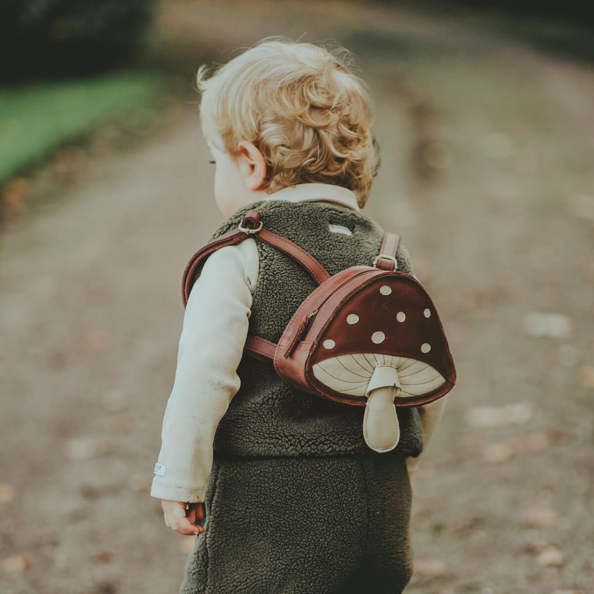 Tum Backpack - Rucksack aus 100% Leder von Donsje kaufen - Kleidung, Geschenke, Babykleidung & mehr